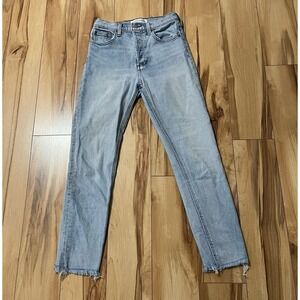 ARITZIA Denim Forum The Yoko High Rise Slim Straight Jeans Women's 25 Light Wash